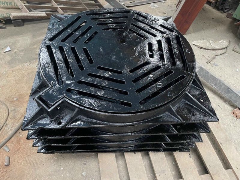 Top phụ kiện nắp hố ga composite không thể thiếu trong lắp đặt